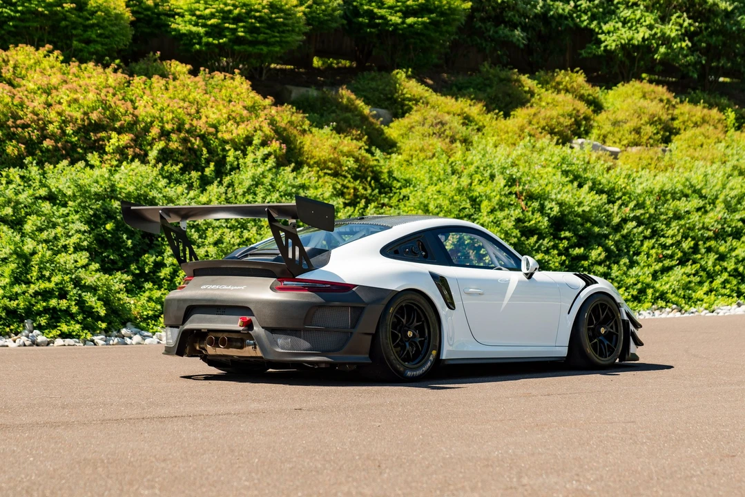 2019 Porsche 991 GT2 RS - Image 26 of 31