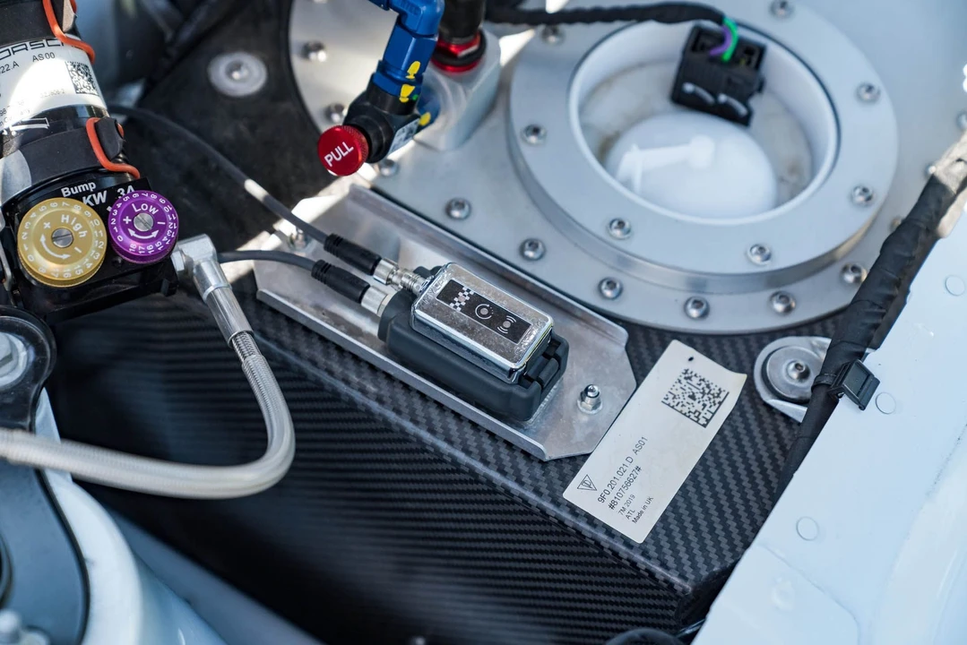 2019 Porsche 991 GT2 RS - Image 20 of 31
