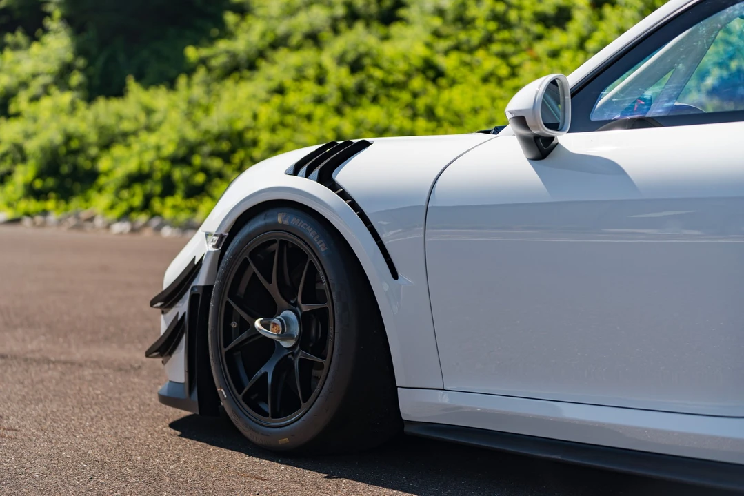 2019 Porsche 991 GT2 RS - Image 9 of 31