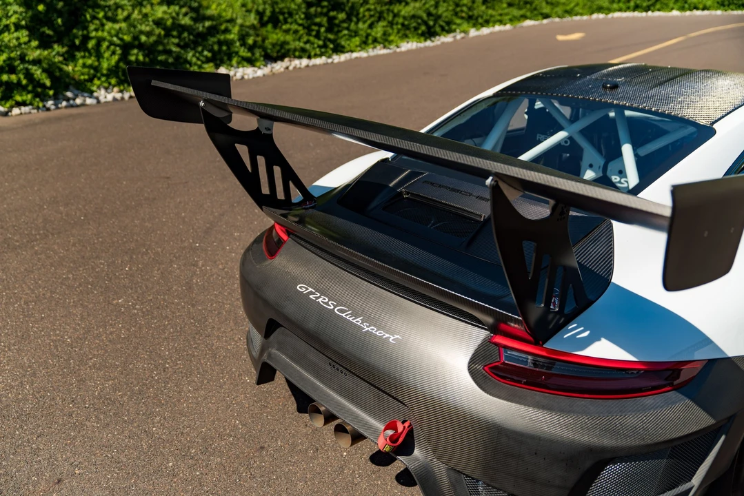 2019 Porsche 991 GT2 RS - Image 17 of 31