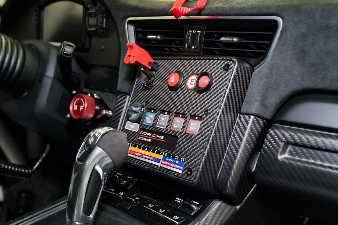 2019 Porsche 991 GT2 RS - Image 3 of 31