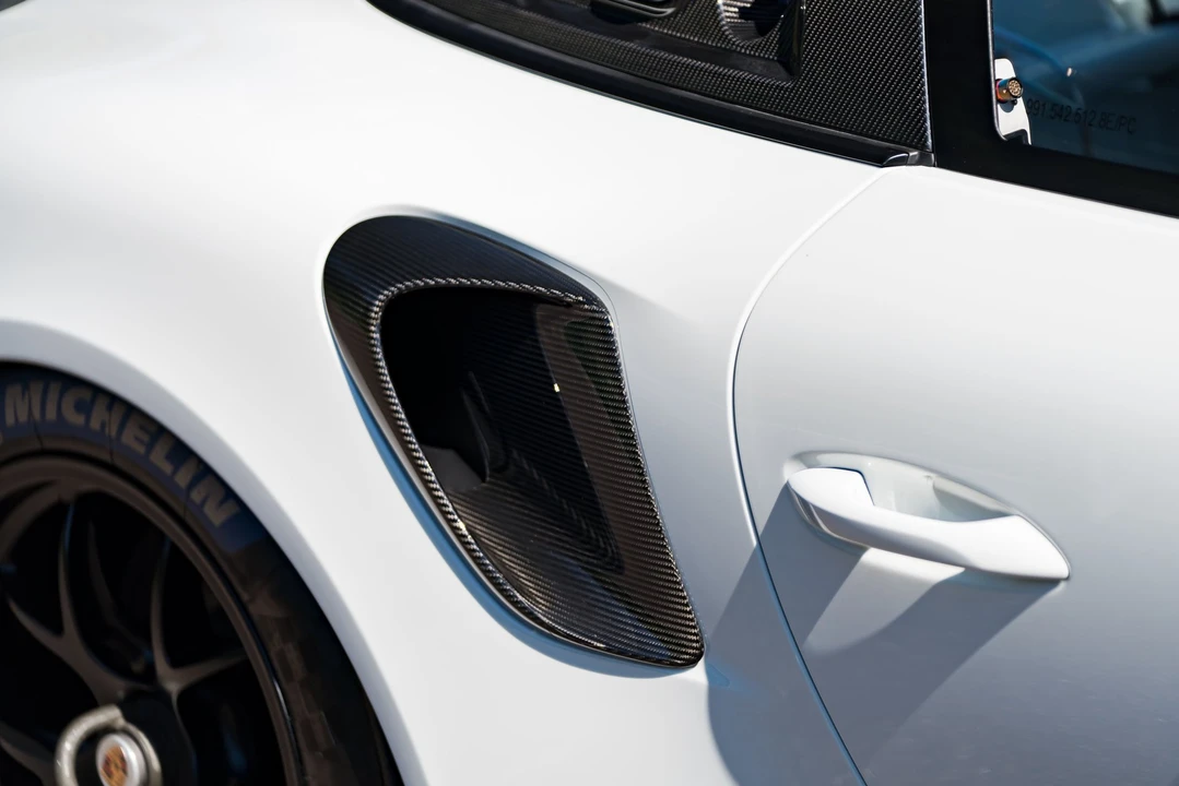 2019 Porsche 991 GT2 RS - Image 14 of 31