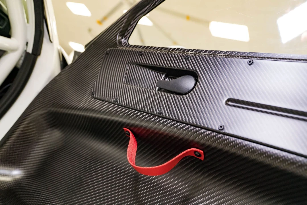 2019 Porsche 991 GT2 RS - Image 11 of 31