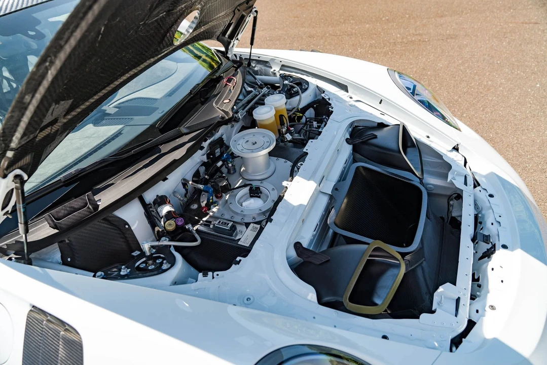 2019 Porsche 991 GT2 RS - Image 16 of 31
