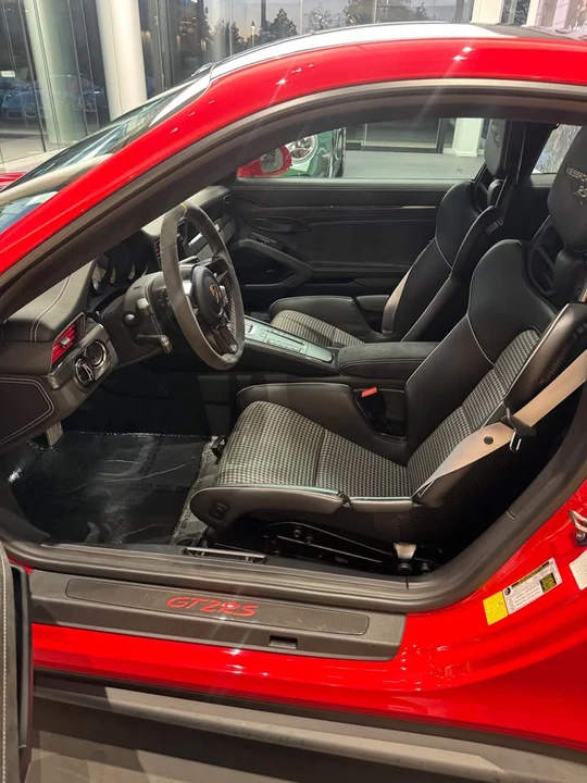 2019 Porsche 991 GT2 RS - Image 9 of 18