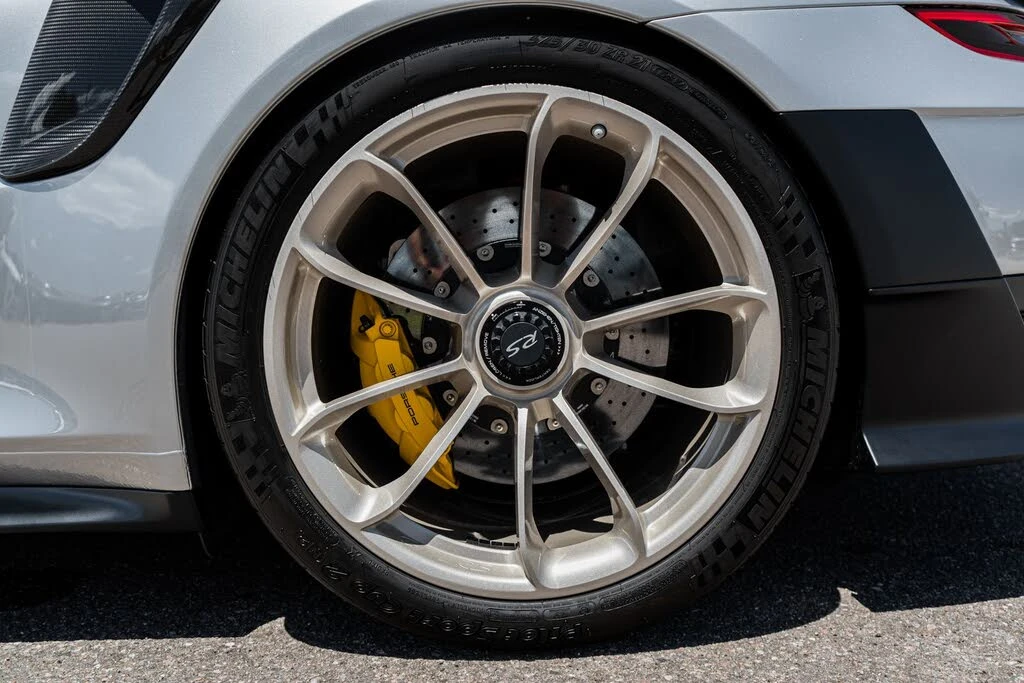 2019 Porsche 991 GT2 RS - Image 7 of 31