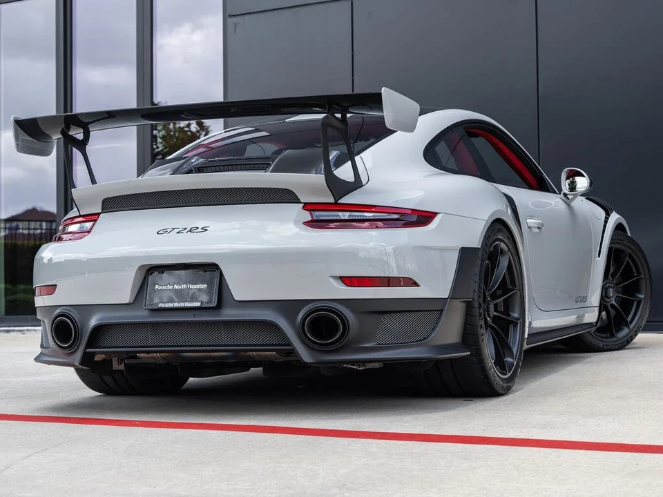 2019 Porsche 991 GT2 RS - Image 13 of 31