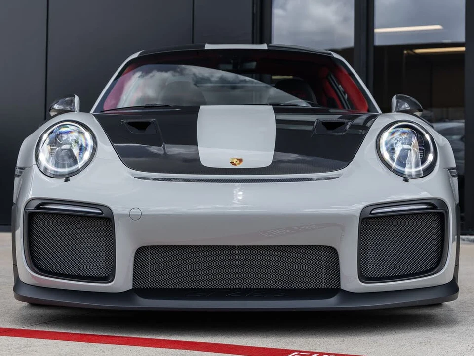 2019 Porsche 991 GT2 RS - Image 9 of 31
