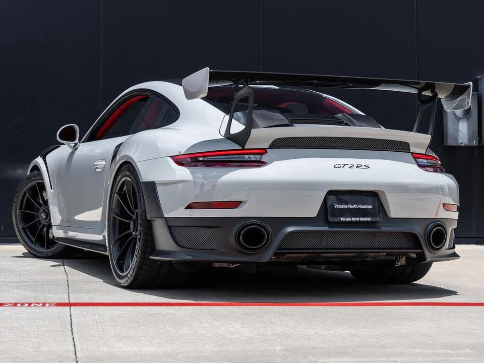 2019 Porsche 991 GT2 RS - Image 3 of 31