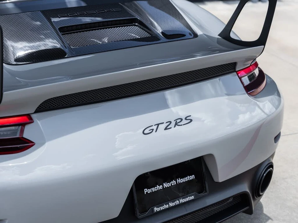 2019 Porsche 991 GT2 RS - Image 17 of 31