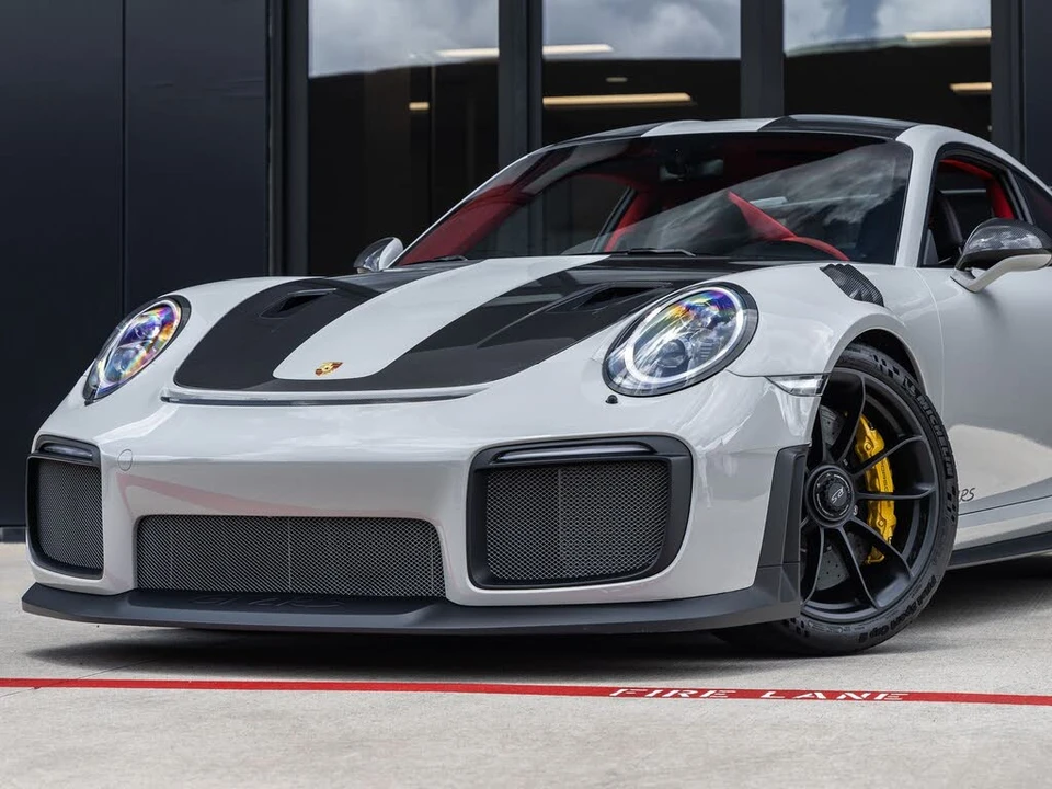 2019 Porsche 991 GT2 RS - Image 7 of 31