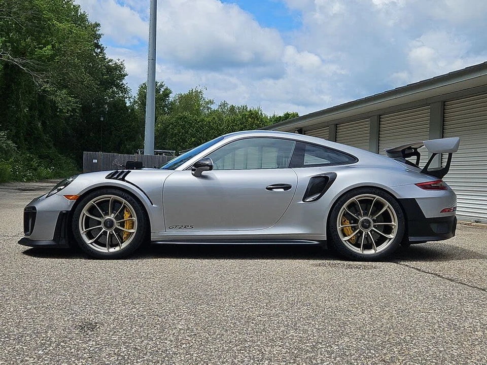 2019 Porsche 991 GT2 RS - Image 2 of 29