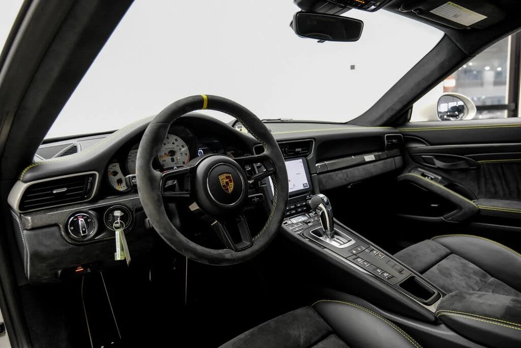 2019 Porsche 991 GT2 RS - Image 7 of 31