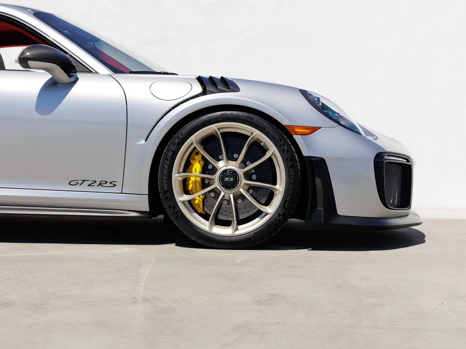 2019 Porsche 991 GT2 RS - Image 11 of 31