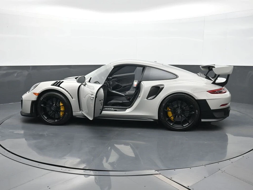 2019 Porsche 991 GT2 RS - Image 26 of 30