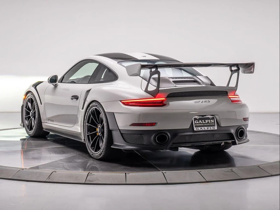 2019 Porsche 991 GT2 RS - Image 3 of 31