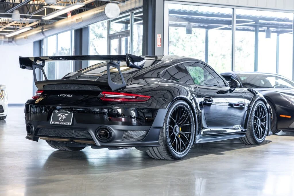 2019 Porsche 991 GT2 RS - Image 6 of 23