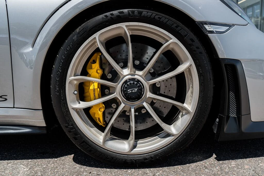 2019 Porsche 991 GT2 RS - Image 16 of 31