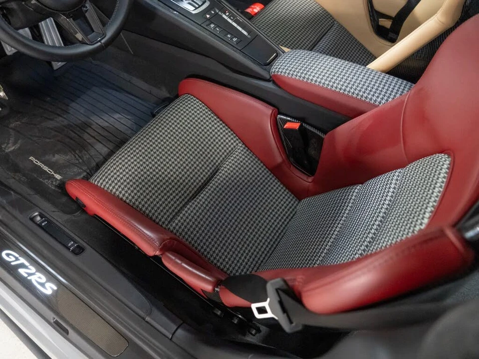 2019 Porsche 991 GT2 RS - Image 13 of 25