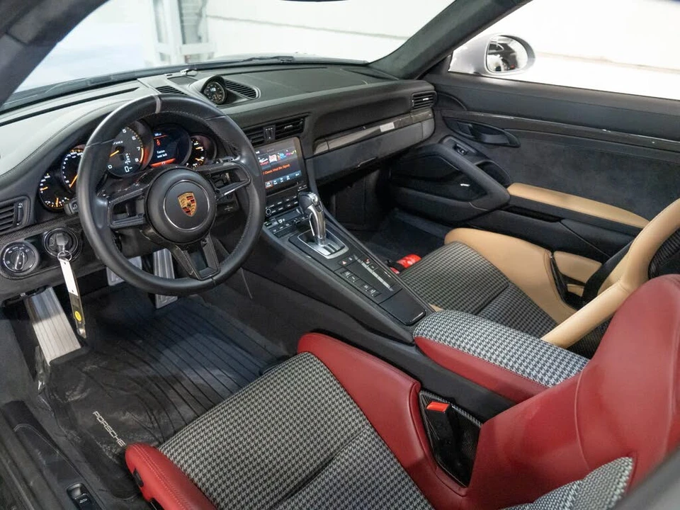 2019 Porsche 991 GT2 RS - Image 4 of 25