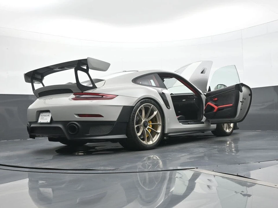 2019 Porsche 991 GT2 RS - Image 27 of 31