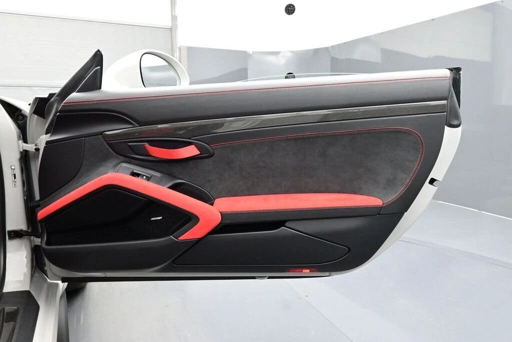 2019 Porsche 991 GT2 RS - Image 19 of 31