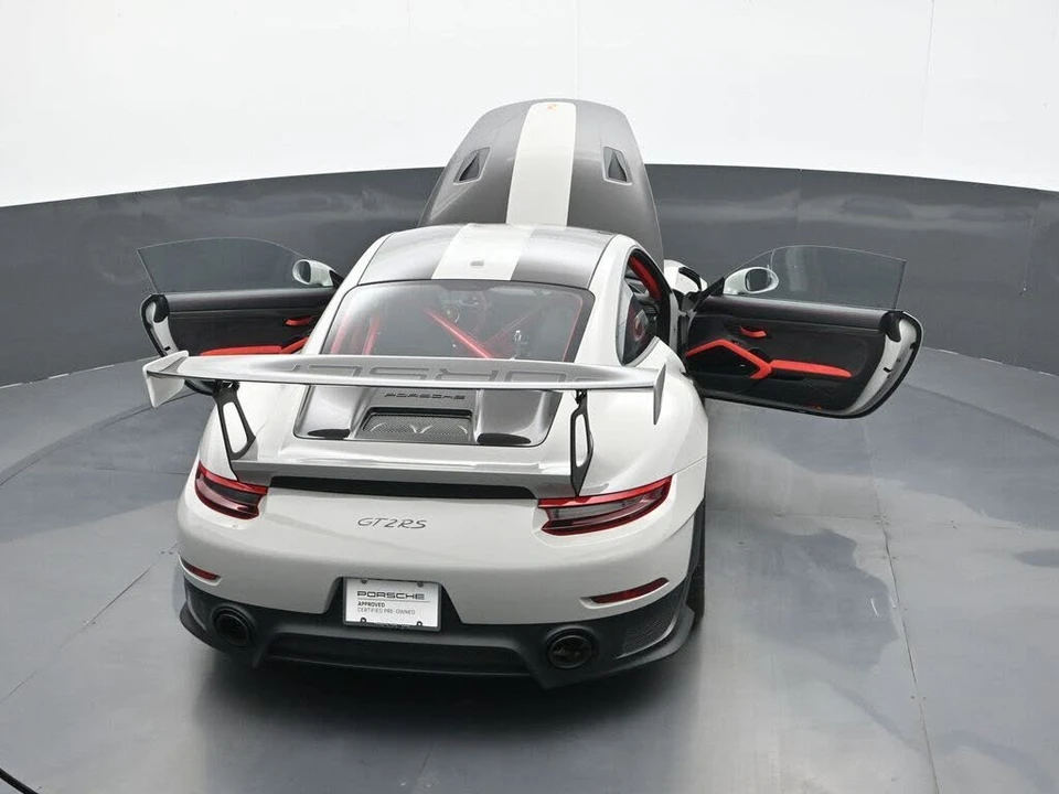 2019 Porsche 991 GT2 RS - Image 28 of 31