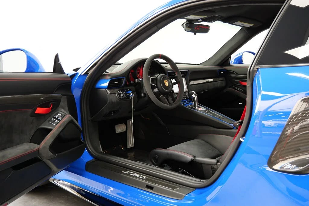 2019 Porsche 991 GT2 RS - Image 22 of 31