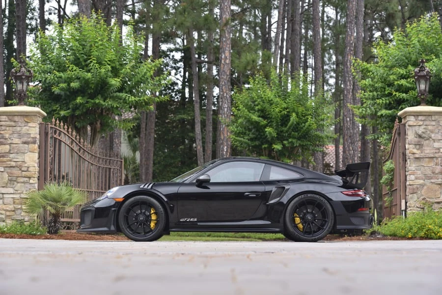2019 Porsche 991 GT2 RS - Image 2 of 31