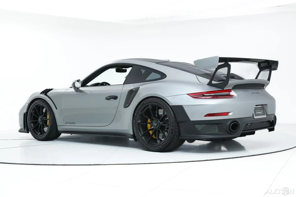 2019 Porsche 991 GT2 RS - Image 5 of 21