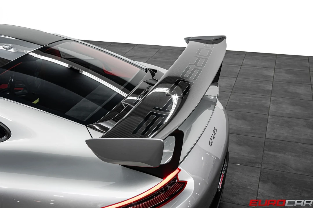 2019 Porsche 991 GT2 RS - Image 25 of 31
