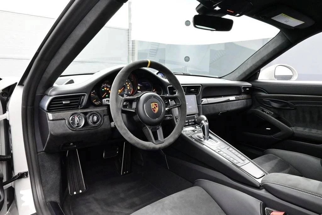 2019 Porsche 991 GT2 RS - Image 4 of 5