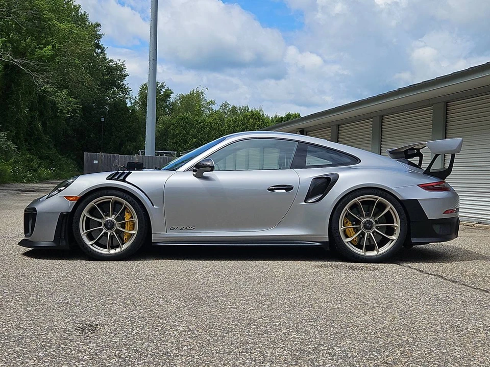 2019 Porsche 991 GT2 RS - Image 2 of 5