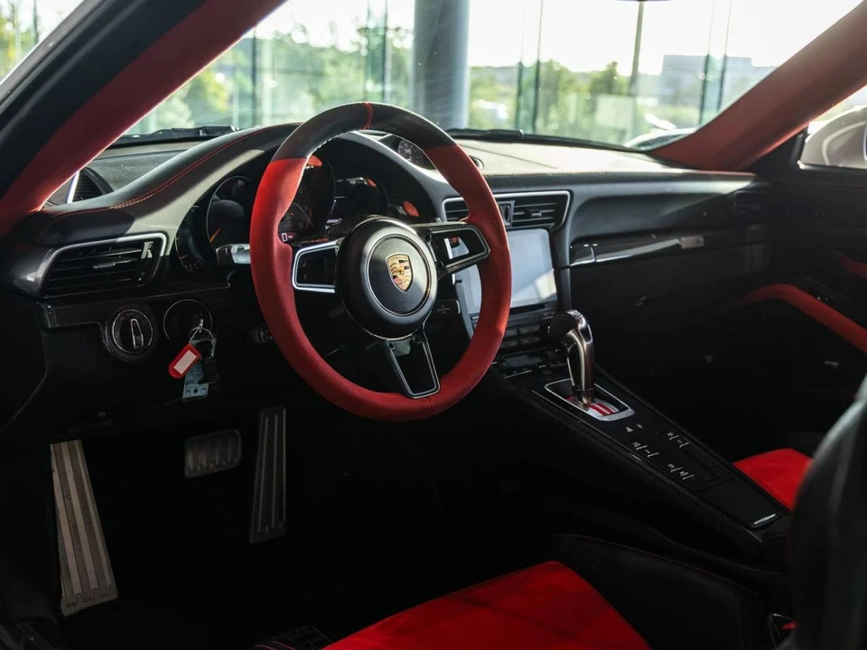 2019 Porsche 991 GT2 RS - Image 4 of 5