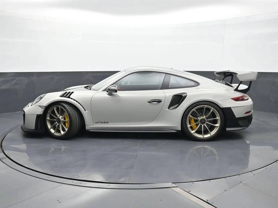 2019 Porsche 991 GT2 RS - Image 2 of 5