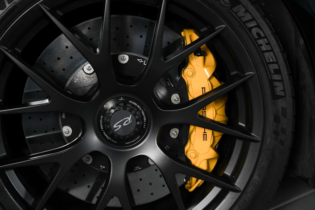 2019 Porsche 991 GT2 RS - Image 19 of 31