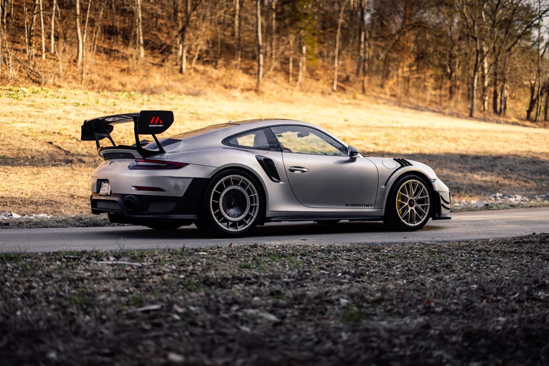 2019 Porsche 991 GT2 RS - Image 17 of 31