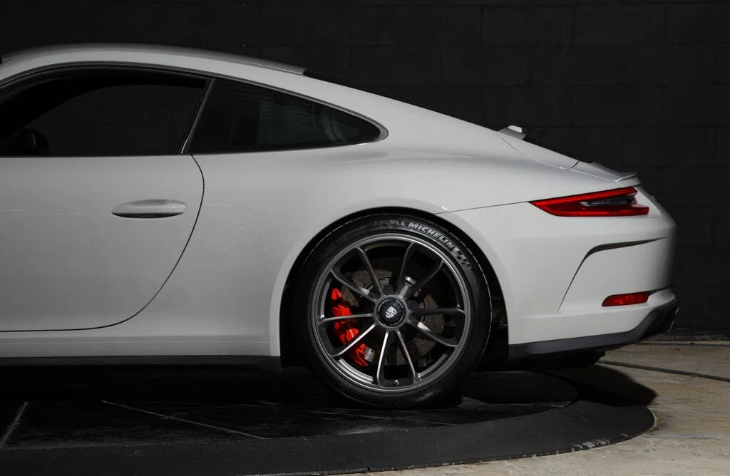 2019 Porsche 991 GT3 - Image 17 of 31