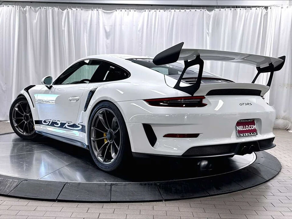 2019 Porsche 991 GT3 RS - Image 3 of 31