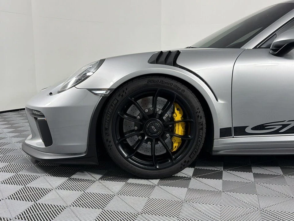 2019 Porsche 991 GT3 RS - Image 13 of 28