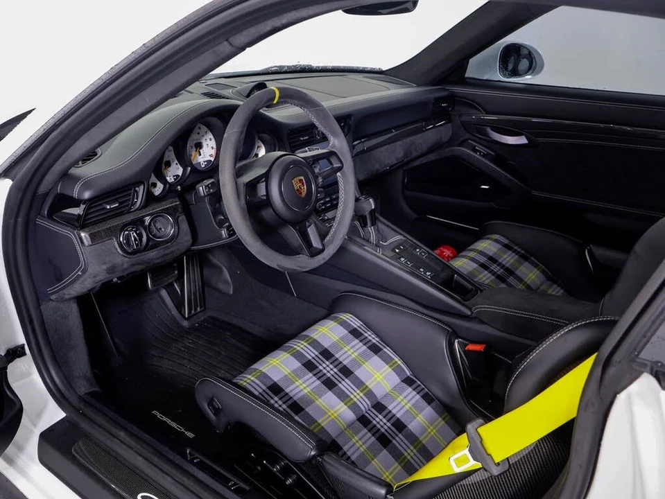2019 Porsche 991 GT3 RS - Image 4 of 31