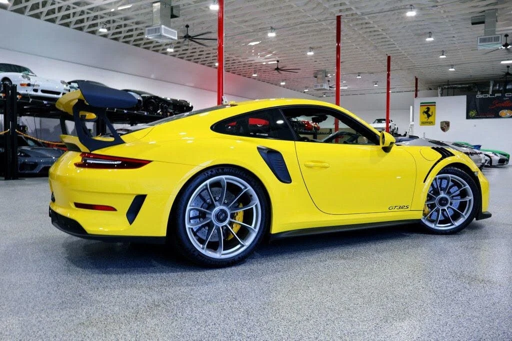 2019 Porsche 991 GT3 RS - Image 15 of 31