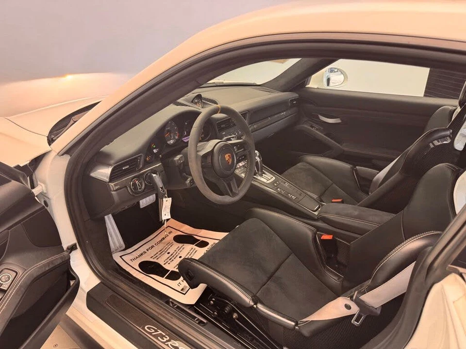 2019 Porsche 991 GT3 RS - Image 7 of 27