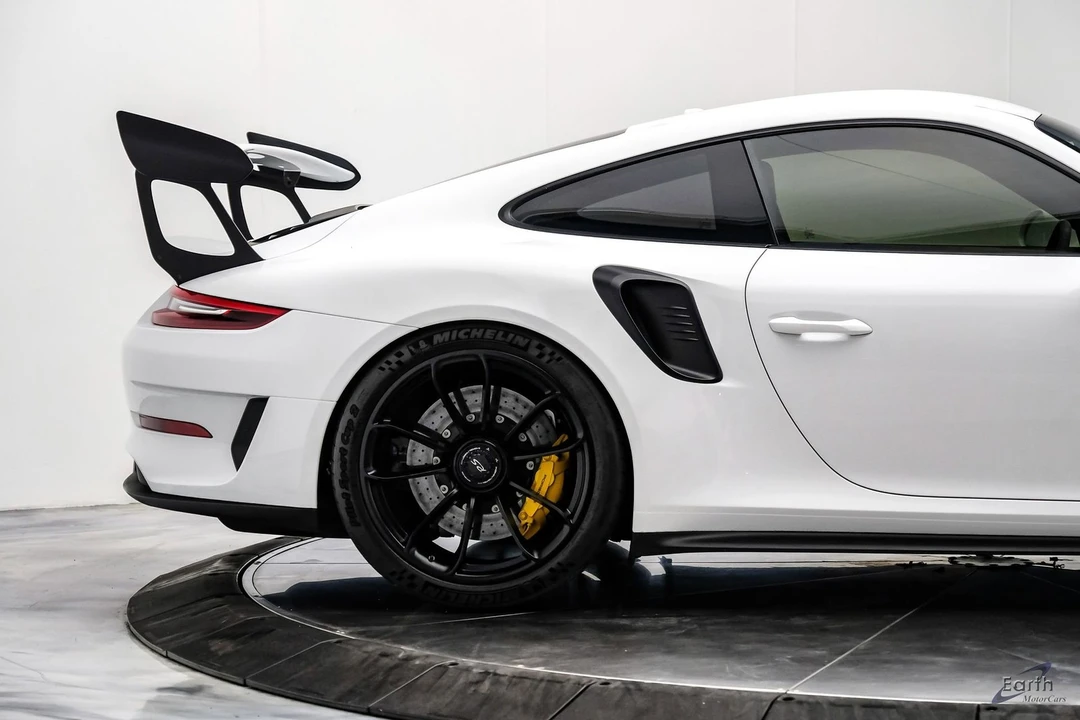 2019 Porsche 991 GT3 RS - Image 27 of 31
