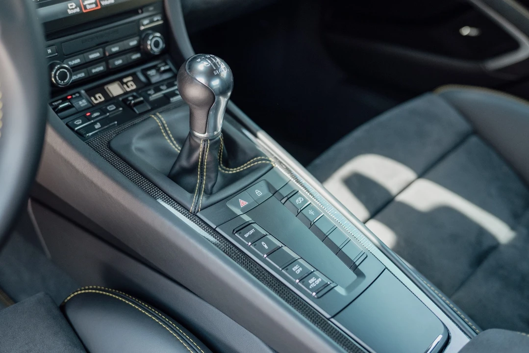 2019 Porsche 991 GT3 RS - Image 9 of 15