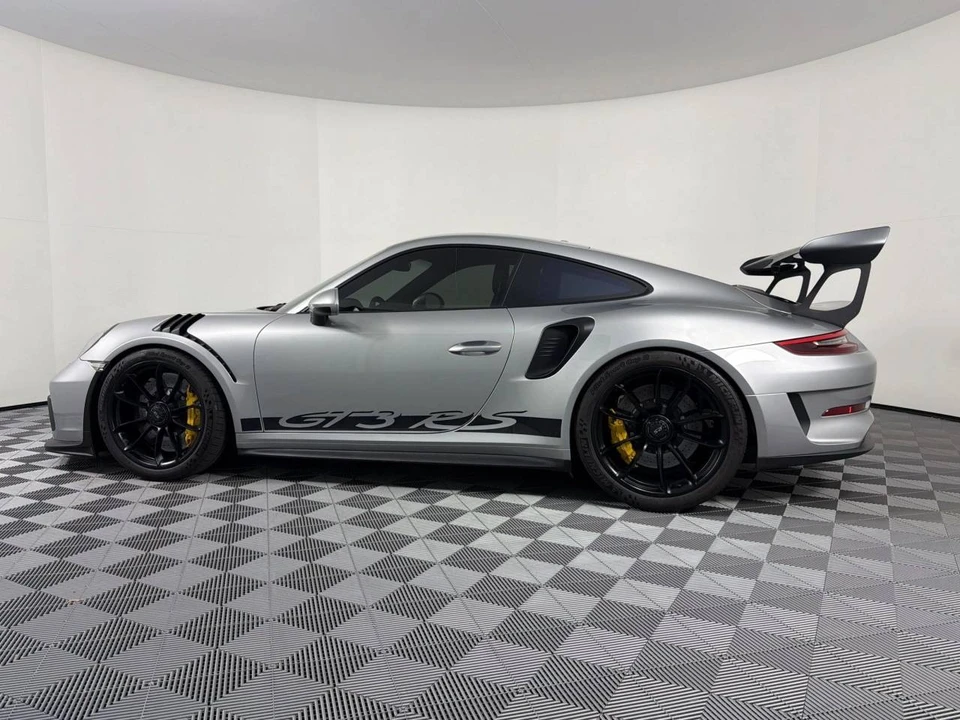 2019 Porsche 991 GT3 RS - Image 2 of 5