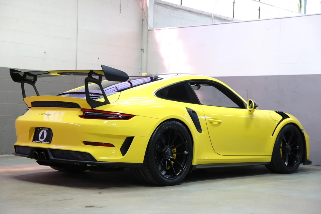 2019 Porsche 991 GT3 RS - Image 17 of 31