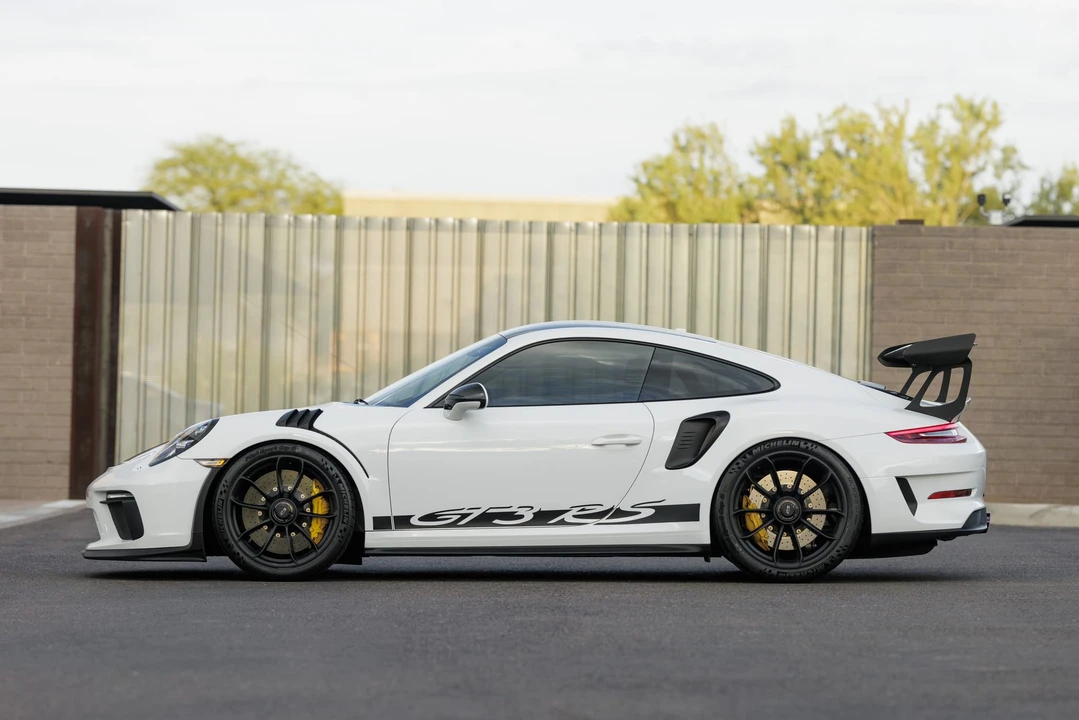 2019 Porsche 991 GT3 RS - Image 26 of 31