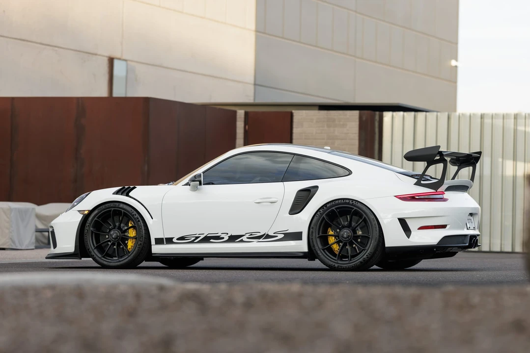 2019 Porsche 991 GT3 RS - Image 24 of 31