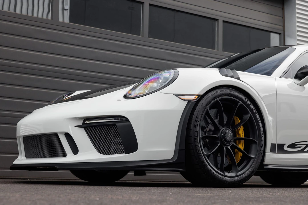 2019 Porsche 991 GT3 RS - Image 27 of 31